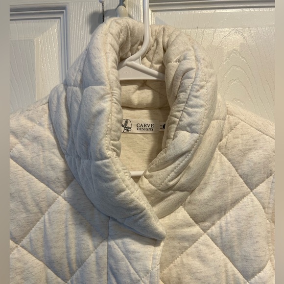 Carve Designs Puffer Vest, Size S - Picture 6 of 10